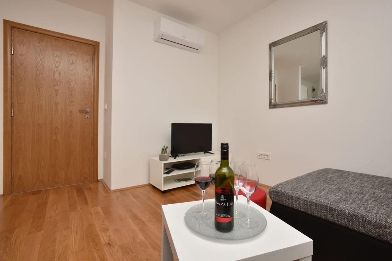 Apartment Anna A2+2 Makarska Extérieur photo